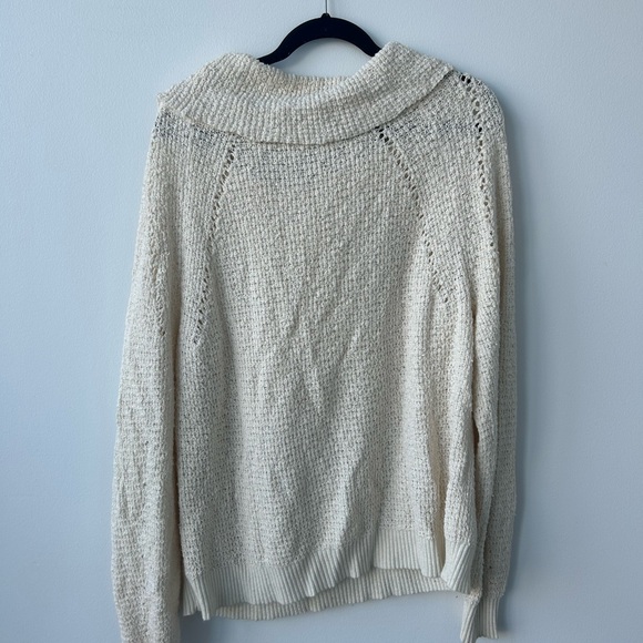 FREE PEOPLE SWEATER (size M) - Picture 4 of 4